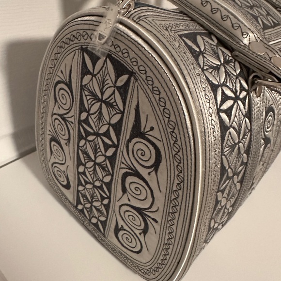 Banda Mini Weekender Bag, NWT - Picture 6 of 8